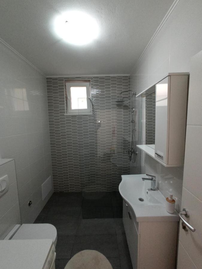 Sun Studio Apartment Komolac المظهر الخارجي الصورة
