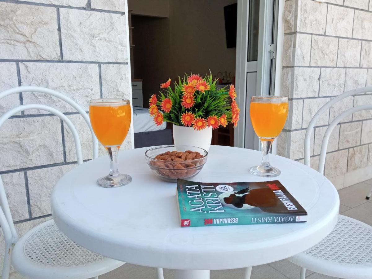 Sun Studio Apartment Komolac المظهر الخارجي الصورة