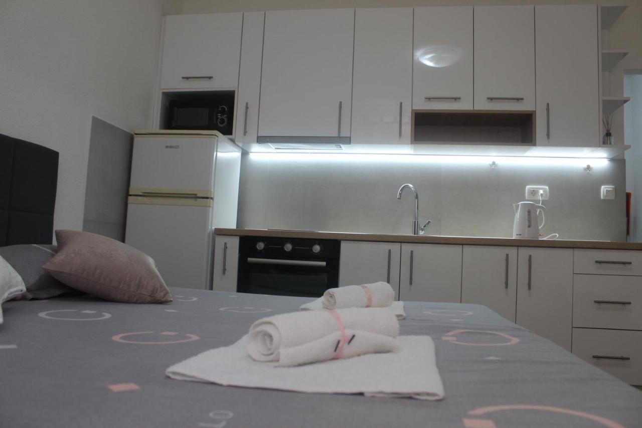 Sun Studio Apartment Komolac المظهر الخارجي الصورة